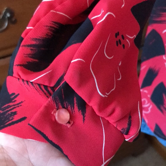 COPY CATS 🌟 Vintage Blouse, lightweight, button down with cuffs, comfortable - Picture 5 of 10